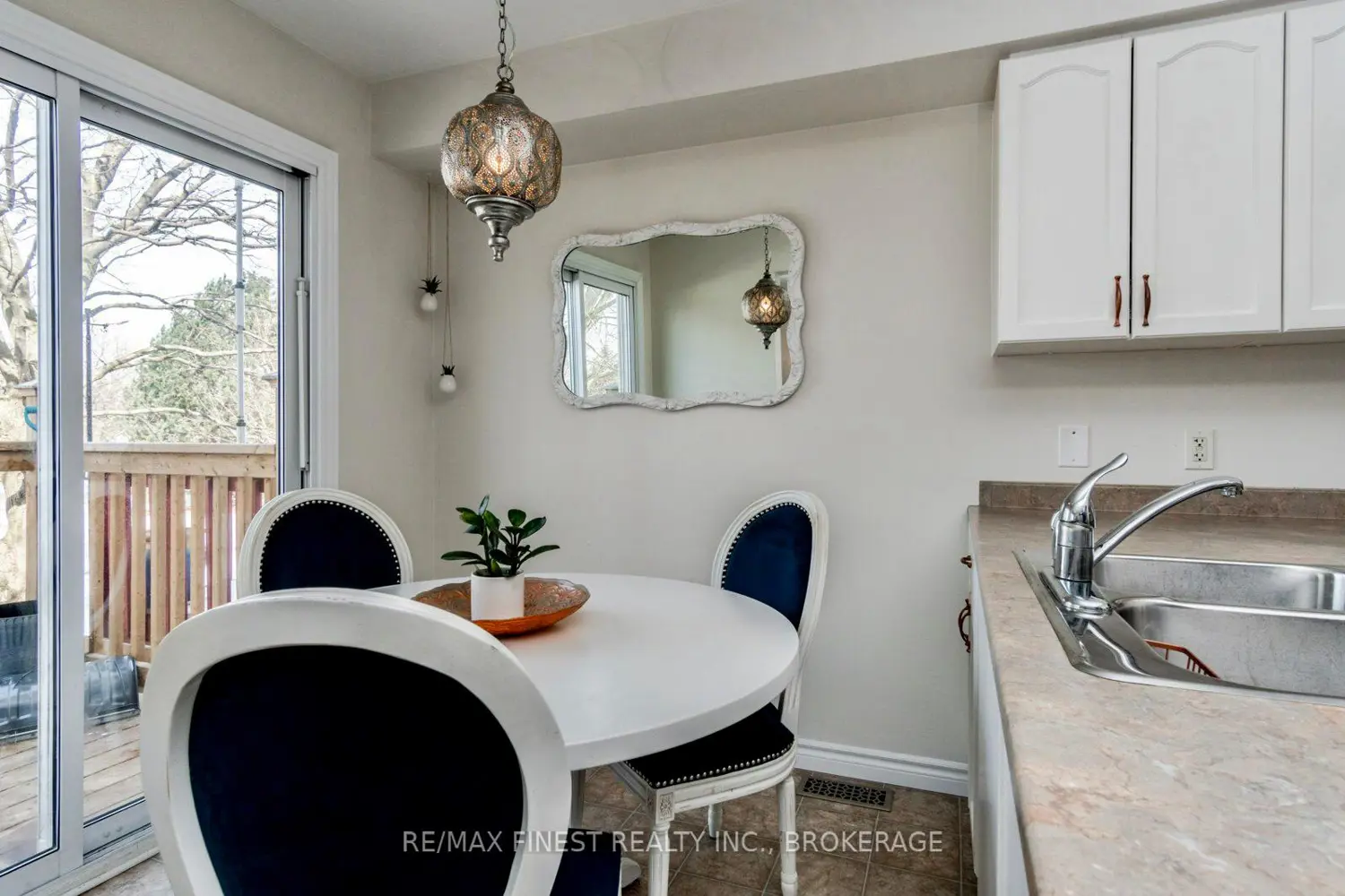 116 Fireside Court photo 4
