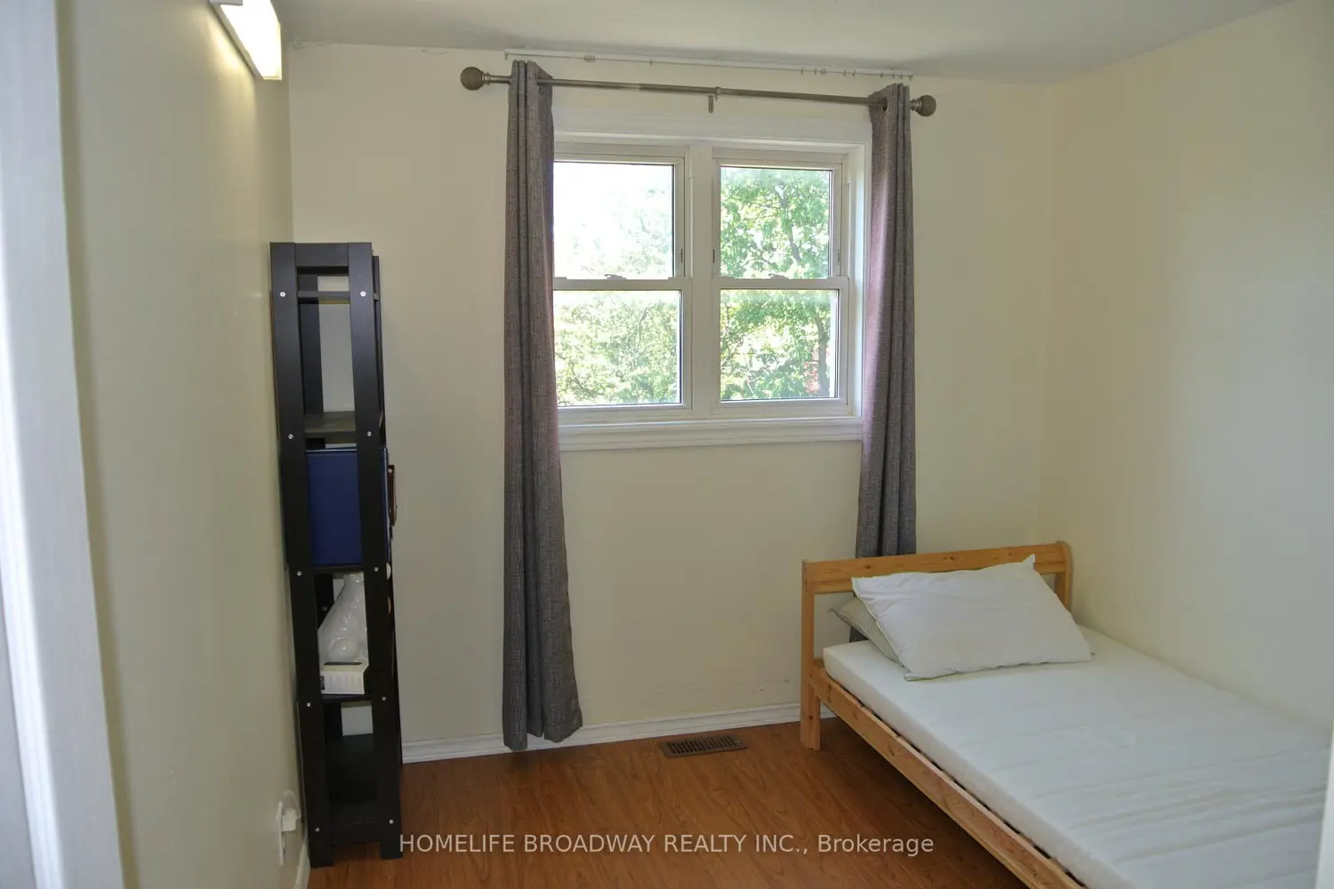 Additional image 11 of 850 Huntingwood Drive 54