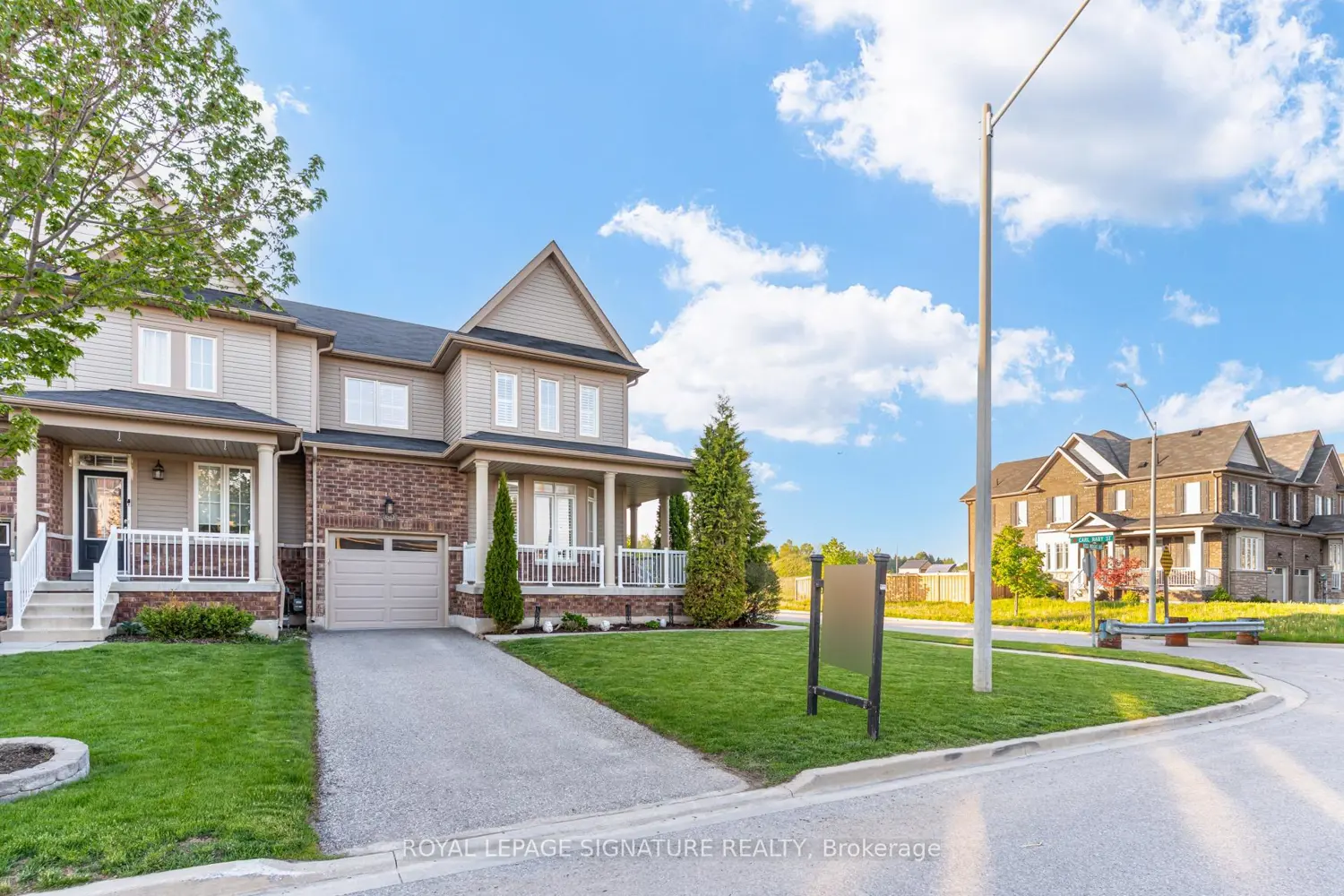 60 Ross Wright Avenue photo 2