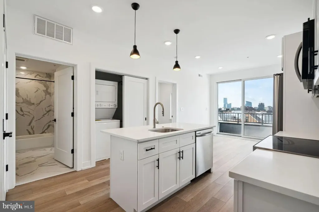 Additional image 9 of 901 Leland St Unit 2B-605, Philadelphia, PA 19130