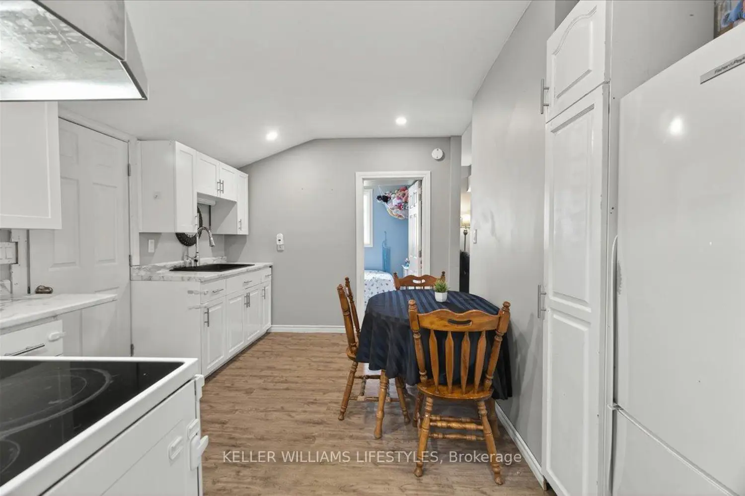 Additional image 8 of 30 Queen Street