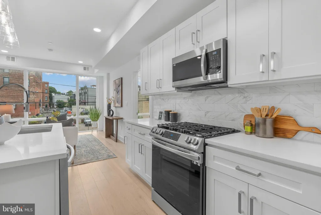 Additional image 7 of 950 N 2nd Street Unit 2B, Philadelphia, PA 19123