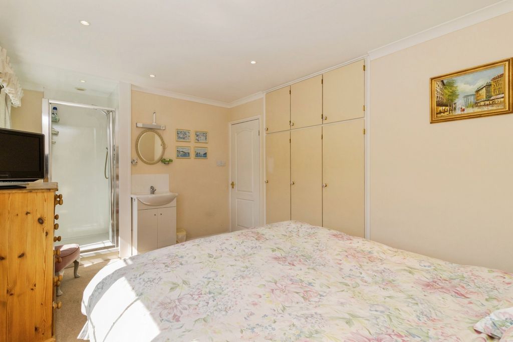 Additional image 7 of 2 bed detached house for saleTown Close, Dartmouth, Devon TQ6