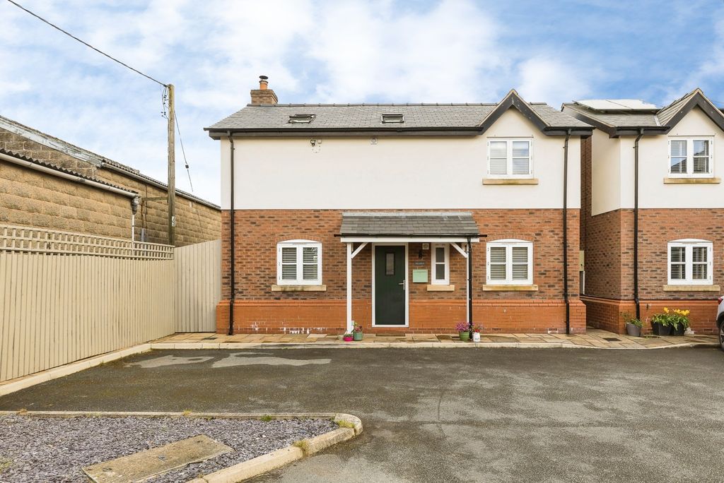 3 bed detached house for saleBryn Llwyd, Caerwys, Mold, Flintshire CH7