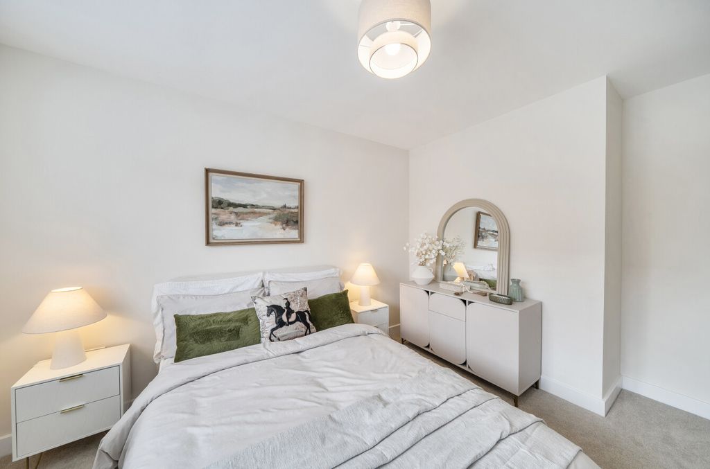 Additional image 8 of 4 bed semi-detached house for saleHeritage Place, North Stoneham Park, North Stoneham, Eastleigh SO50