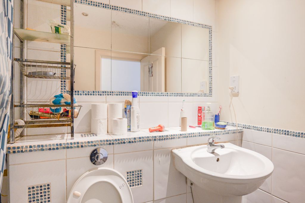 Additional image 8 of 2 bed flat for saleCambridge Road, Ellesmere Port CH65