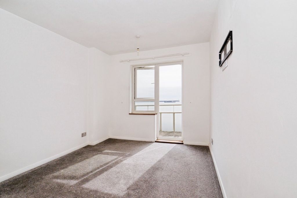 Additional image 10 of 3 bed flat for saleThe Gateway, Dover CT16