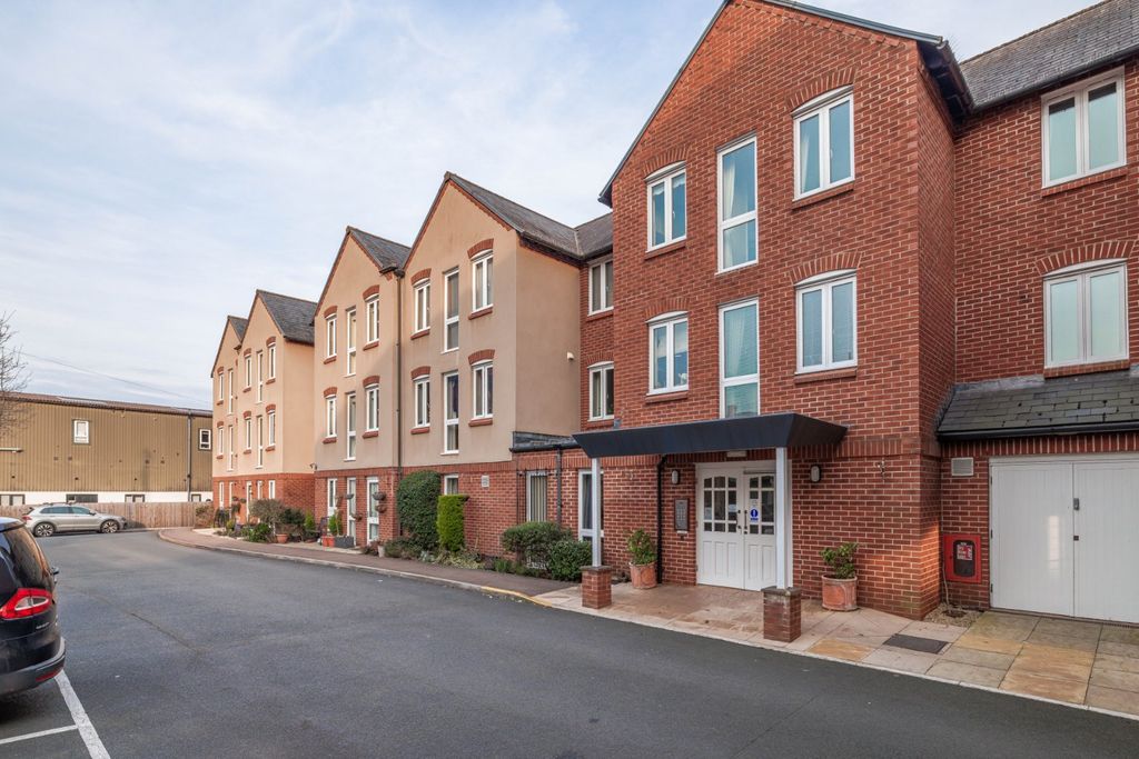 Additional image 10 of 2 bed flat for saleStation Street, Ross-On-Wye, Herefordshire HR9