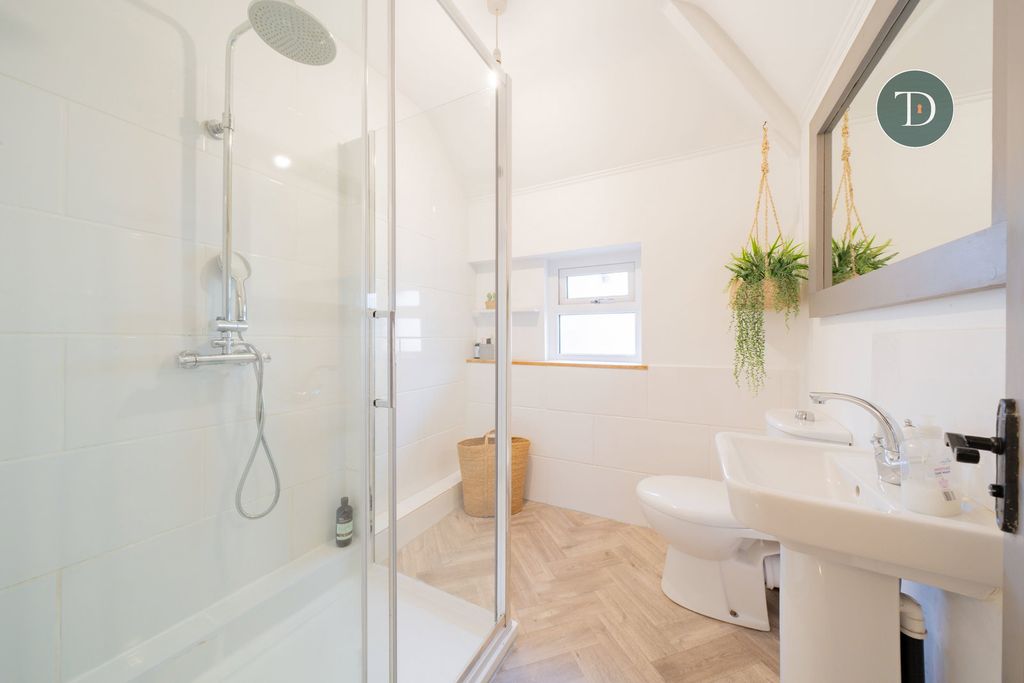Additional image 38 of 5 bed detached house for saleChester Road, Great Sutton, Ellesmere Port CH66
