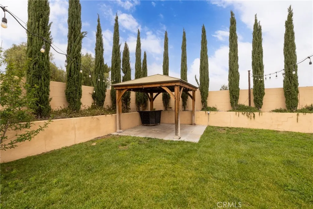 2294 N Smoketree Avenue, Rialto, CA 92377 photo 4