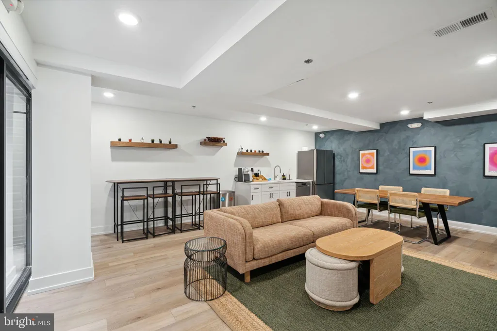 Additional image 2 of 901 Leland St Unit 2B-605, Philadelphia, PA 19130