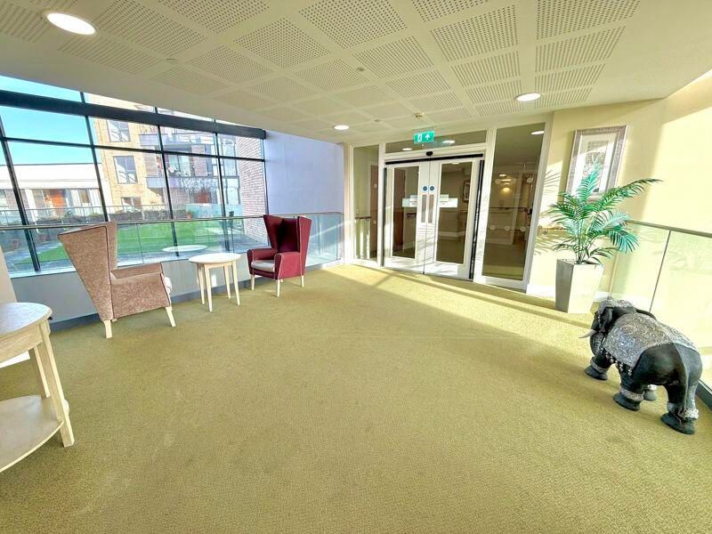 Additional image 9 of 2 bed flat for saleChurch Street, Dunstable LU5