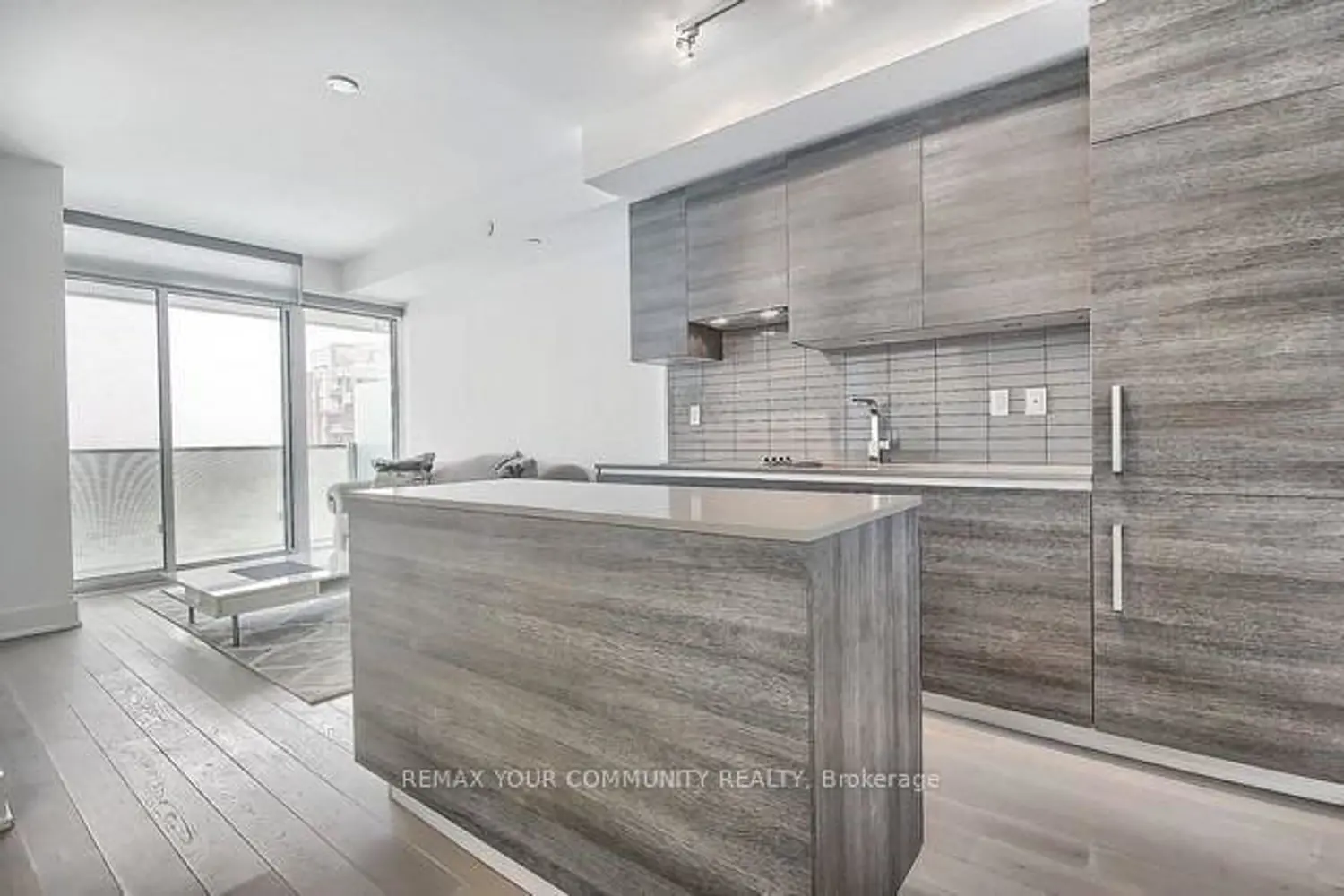 Additional image 6 of 200 Bloor Street 2006