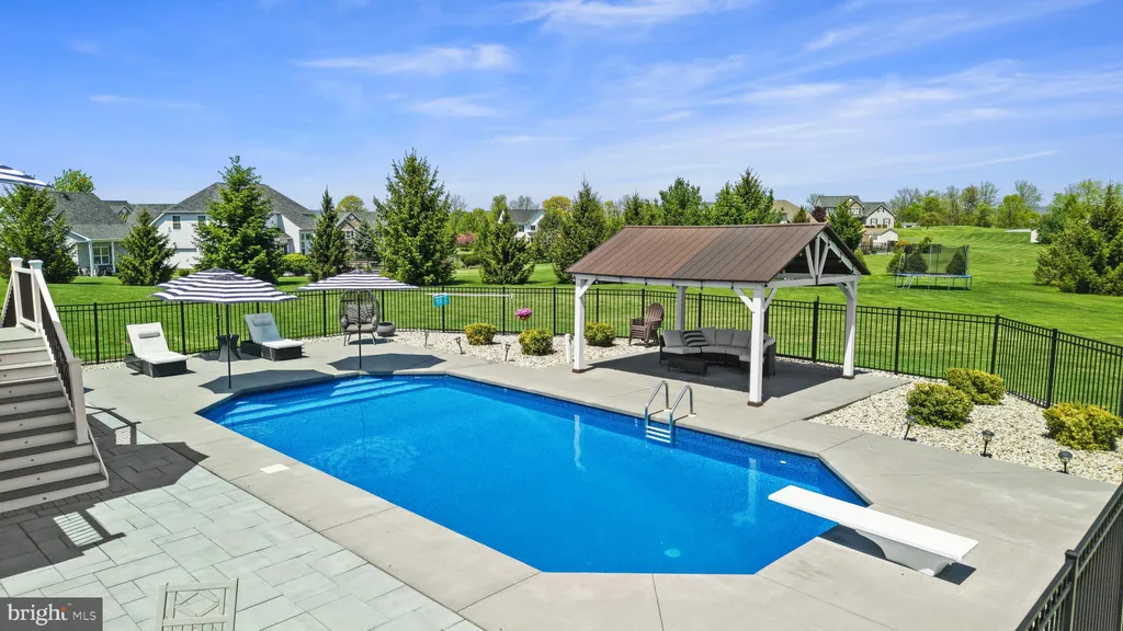 Additional image 4 of 2255 Redwood Drive, Slatington, PA 18080