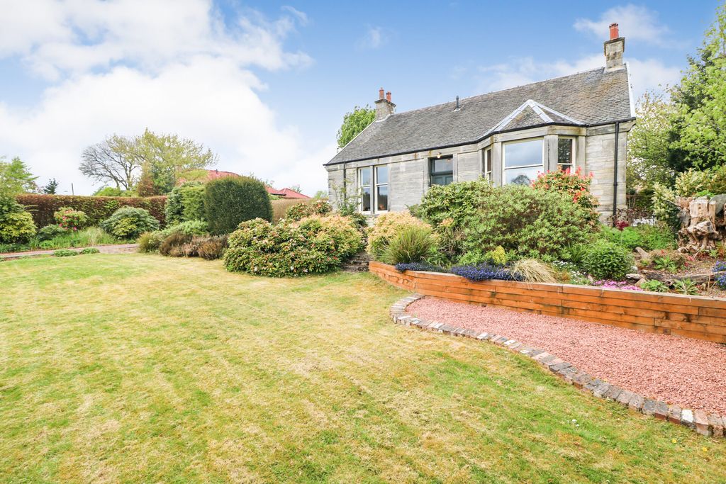 5 bed detached house for sale18 Loch Road, Saline KY12