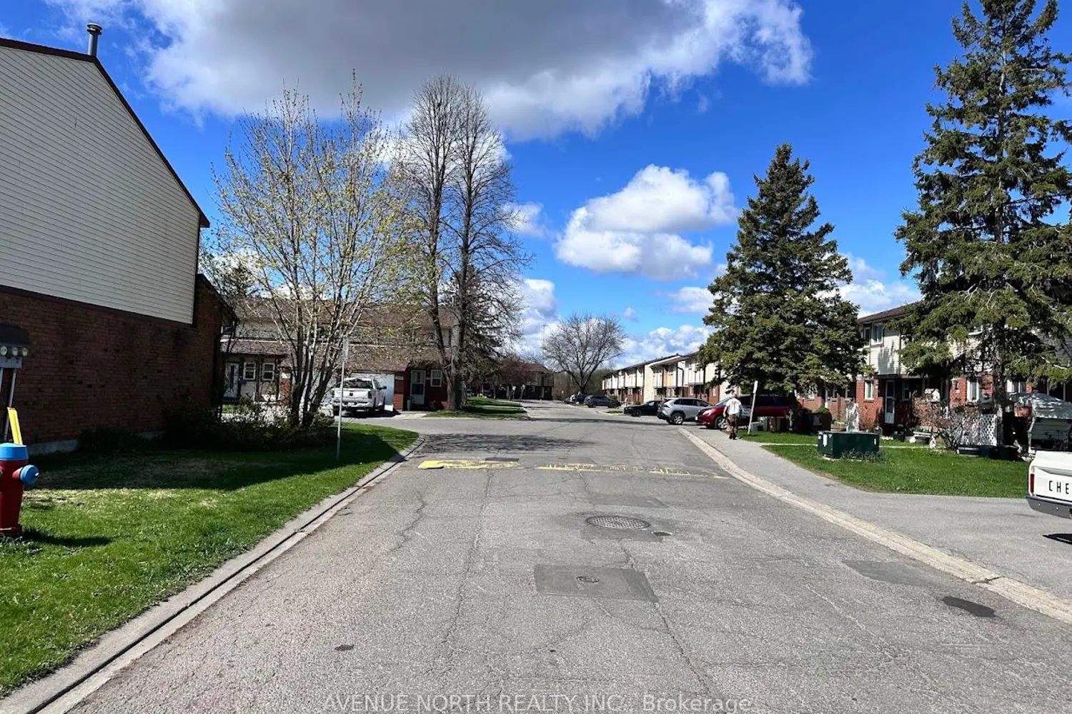 1721 Ambrose Drive photo 2