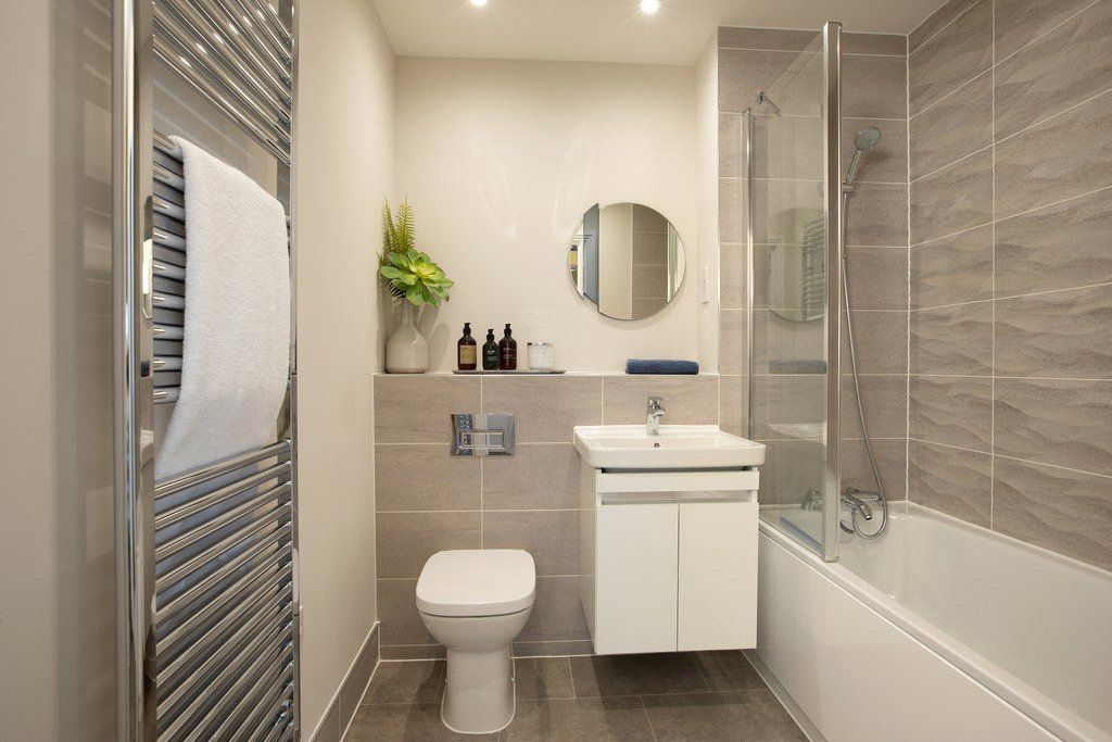 Additional image 7 of 2 bed flat for saleStapleton Close, Egham TW20