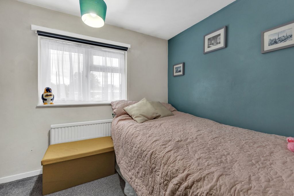 Additional image 11 of 4 bed semi-detached house for saleHadrian Avenue, Dunstable LU5