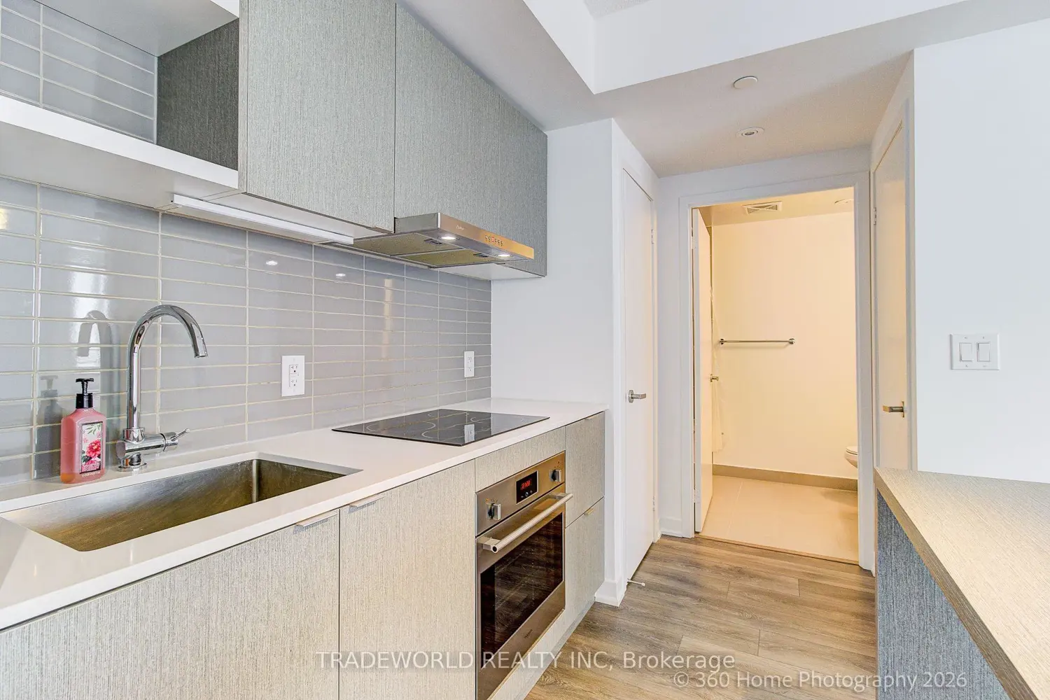 Additional image 7 of 100 Harbour Street 4706