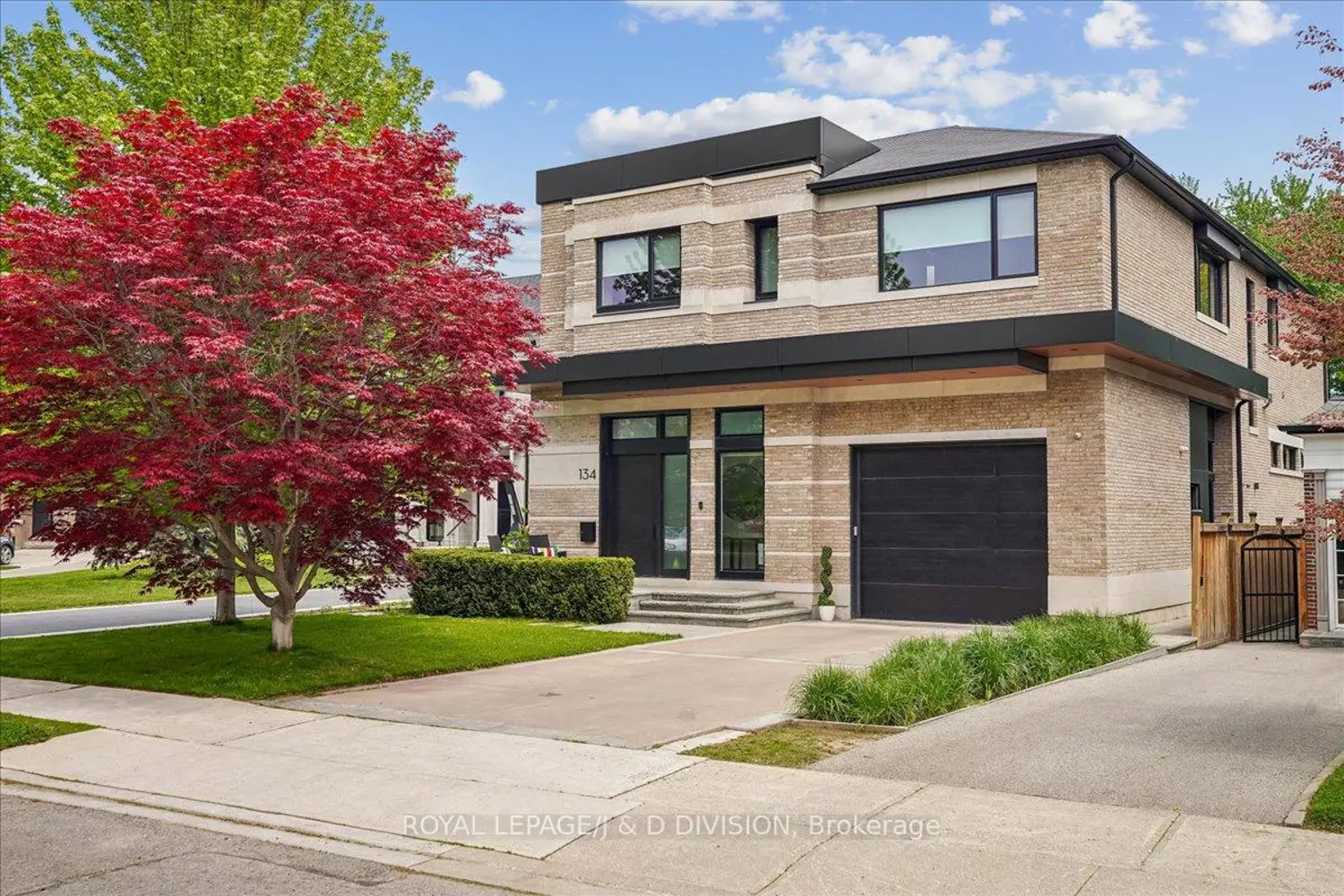 134 Rykert Crescent
