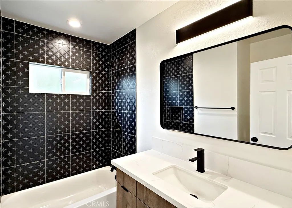 Additional image 16 of 5213 Navarro Street, Los Angeles, CA 90032