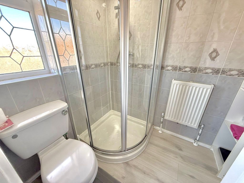 Additional image 21 of 6 bed detached house for saleLowther Road, Dunstable LU6