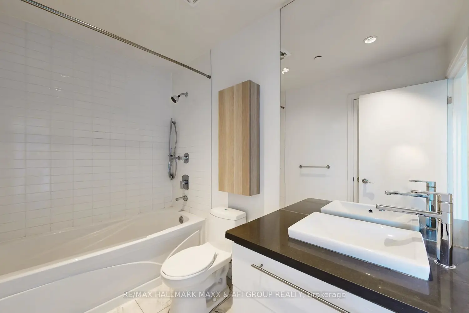 Additional image 9 of 399 Spring Garden Avenue 617