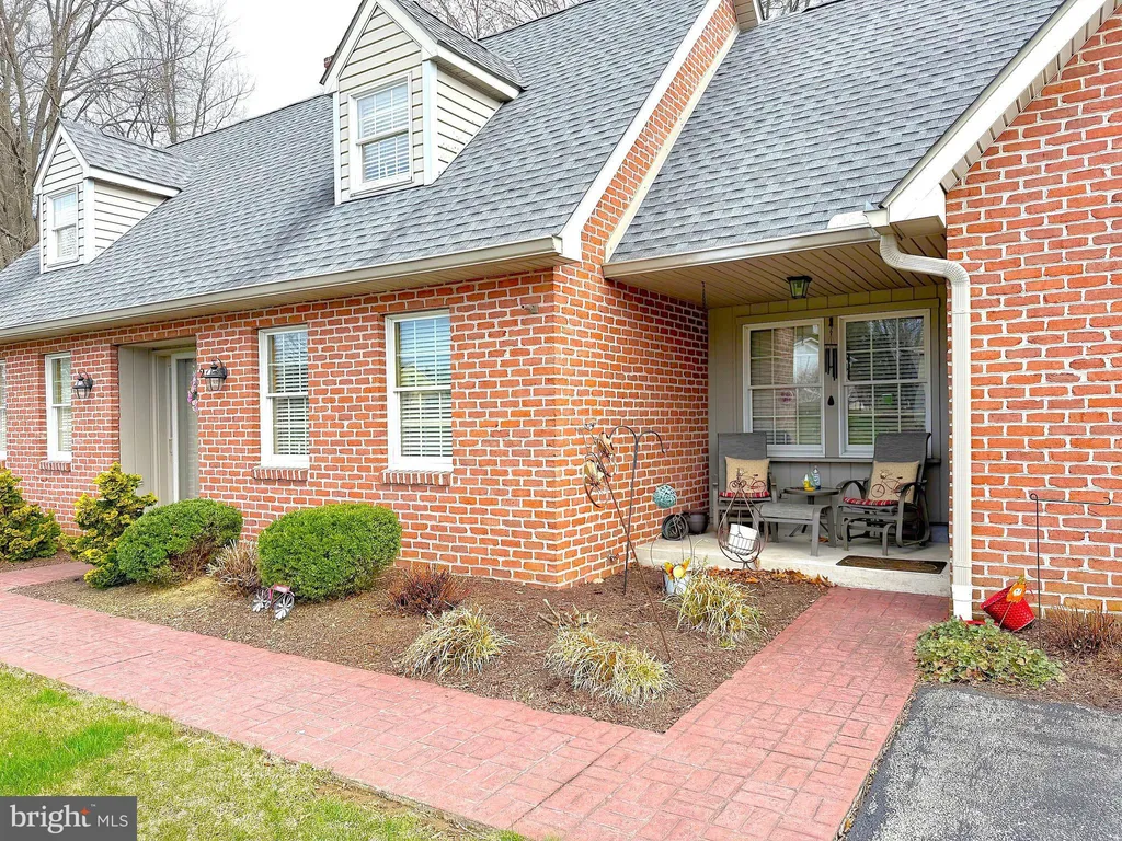 Additional image 4 of 245 Montclair Road, Gettysburg, PA 17325