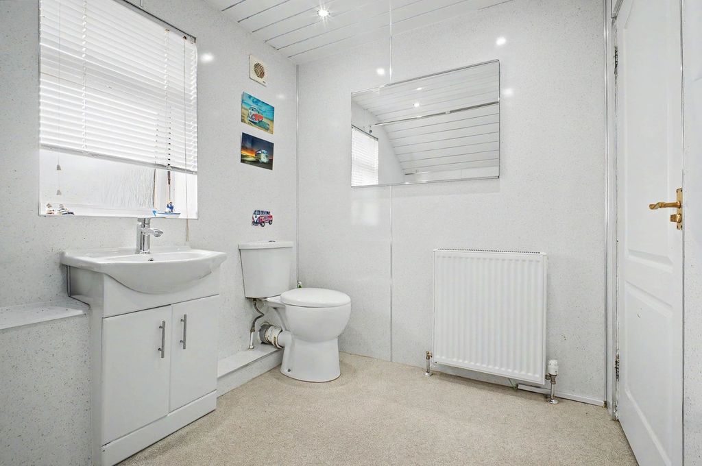 Additional image 6 of 2 bed semi-detached house for saleBrewland Street, Galston KA4