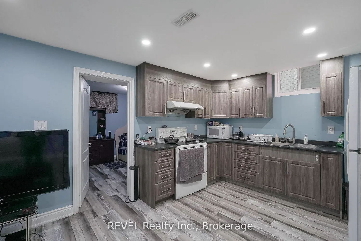 Additional image 17 of 795 Queenston Boulevard