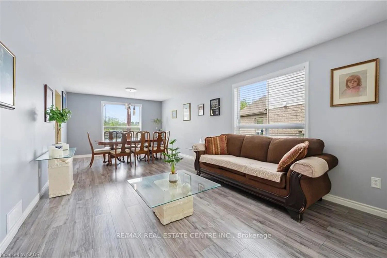 24 Buckthorn Crescent photo 3