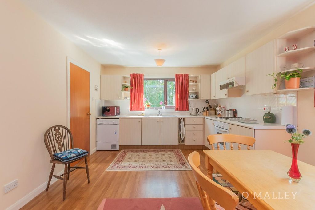 Additional image 12 of 2 bed bungalow for saleHillview Place, Dollar FK14