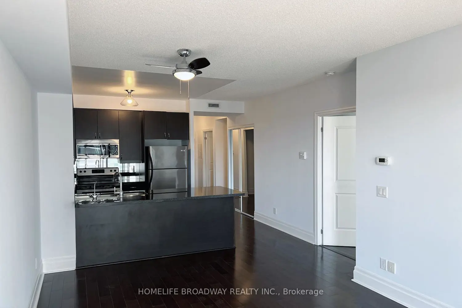 Additional image 3 of 1 Upper Duke Crescent 806