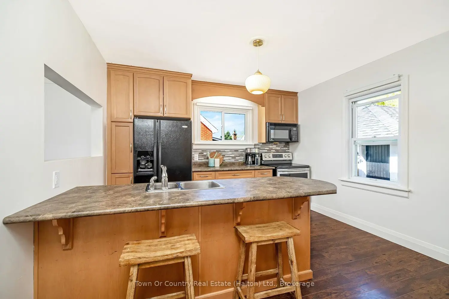 Additional image 6 of 632 Waterloo Street