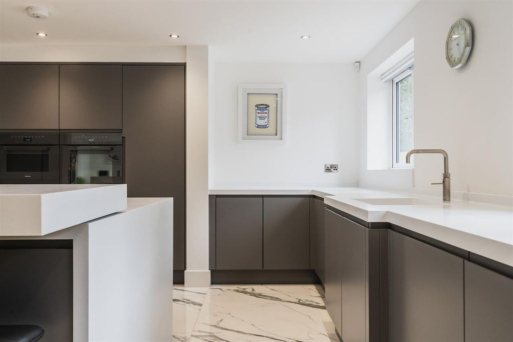 Additional image 13 of 4 bed detached house for saleSoaper Lane, Dronfield S18