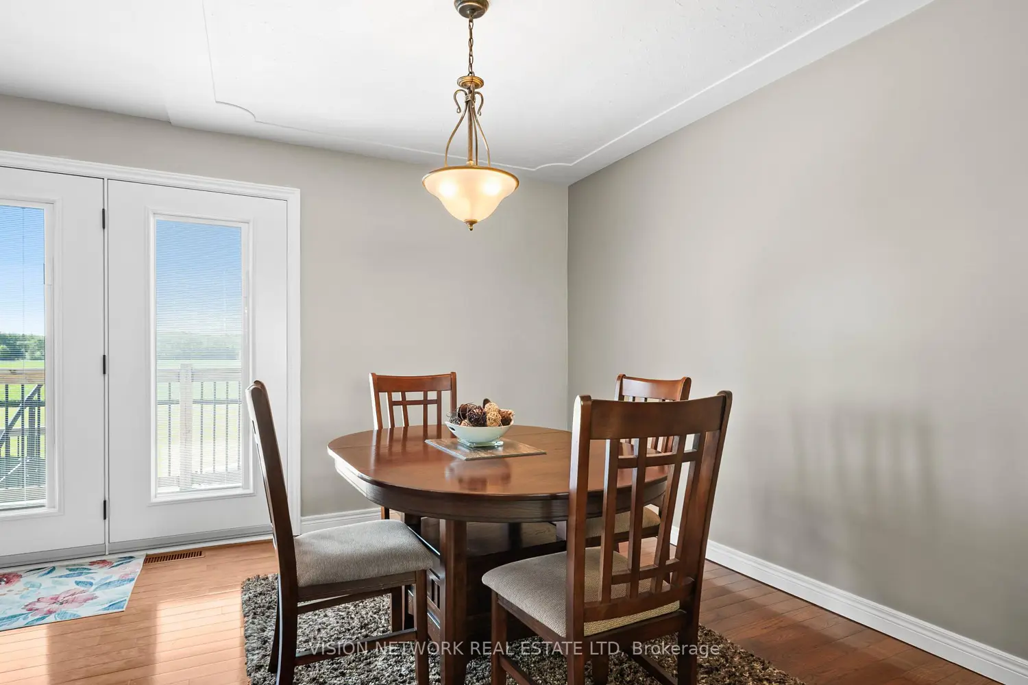 16909 Evelyn Drive photo 5