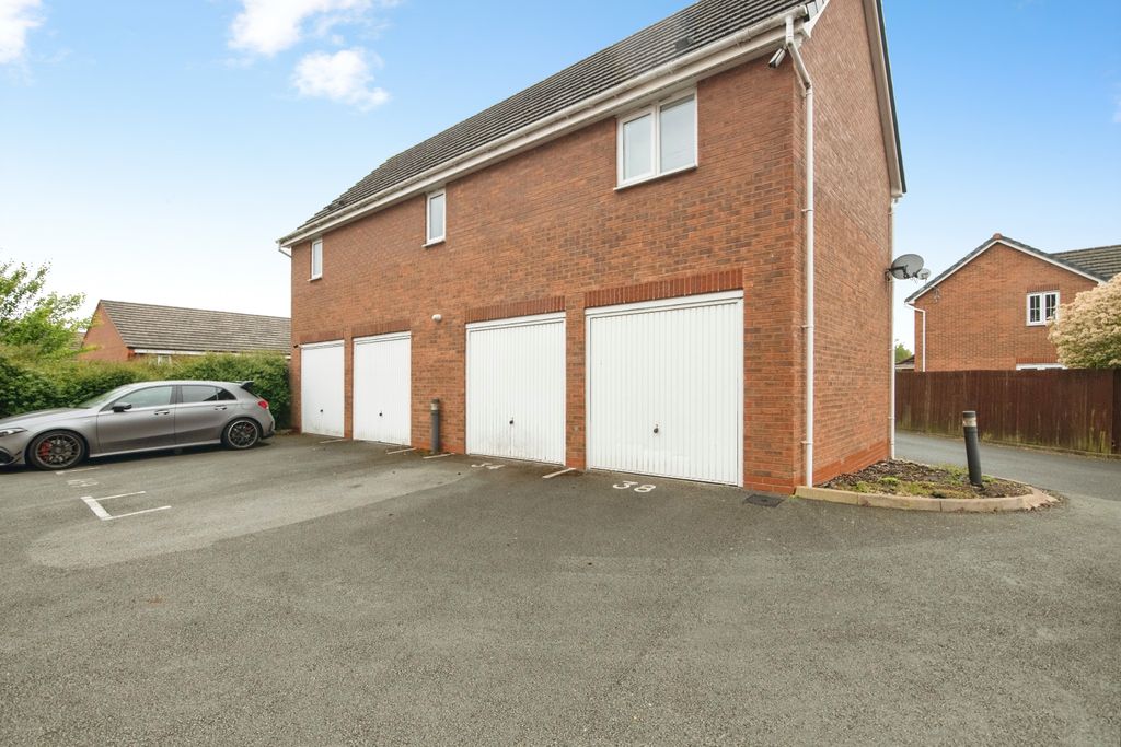 Additional image 2 of 2 bed flat for saleQuayside Walk, Dudley DY2