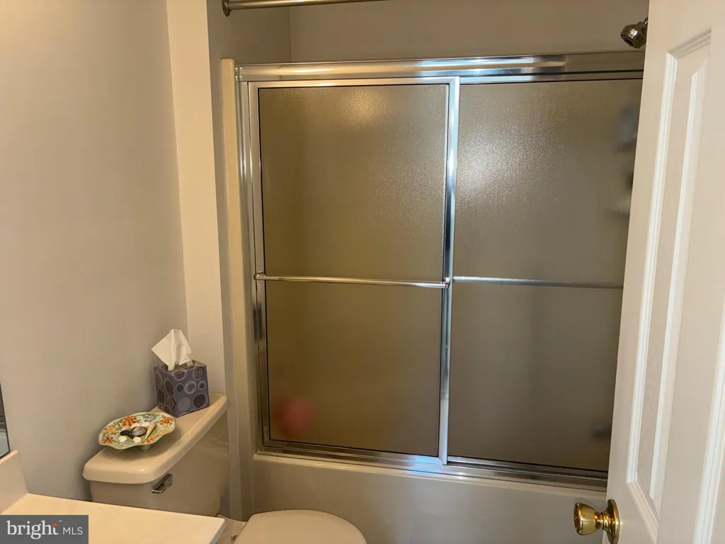 Additional image 21 of 566 Applewood Court, Upper Chichester, PA 19014