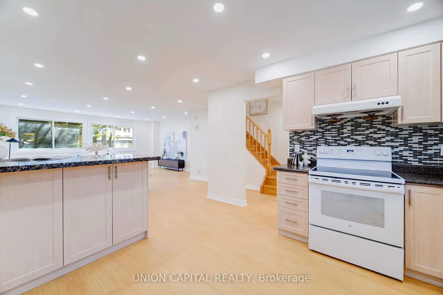 Additional image 11 of 43 Purple Sageway 56