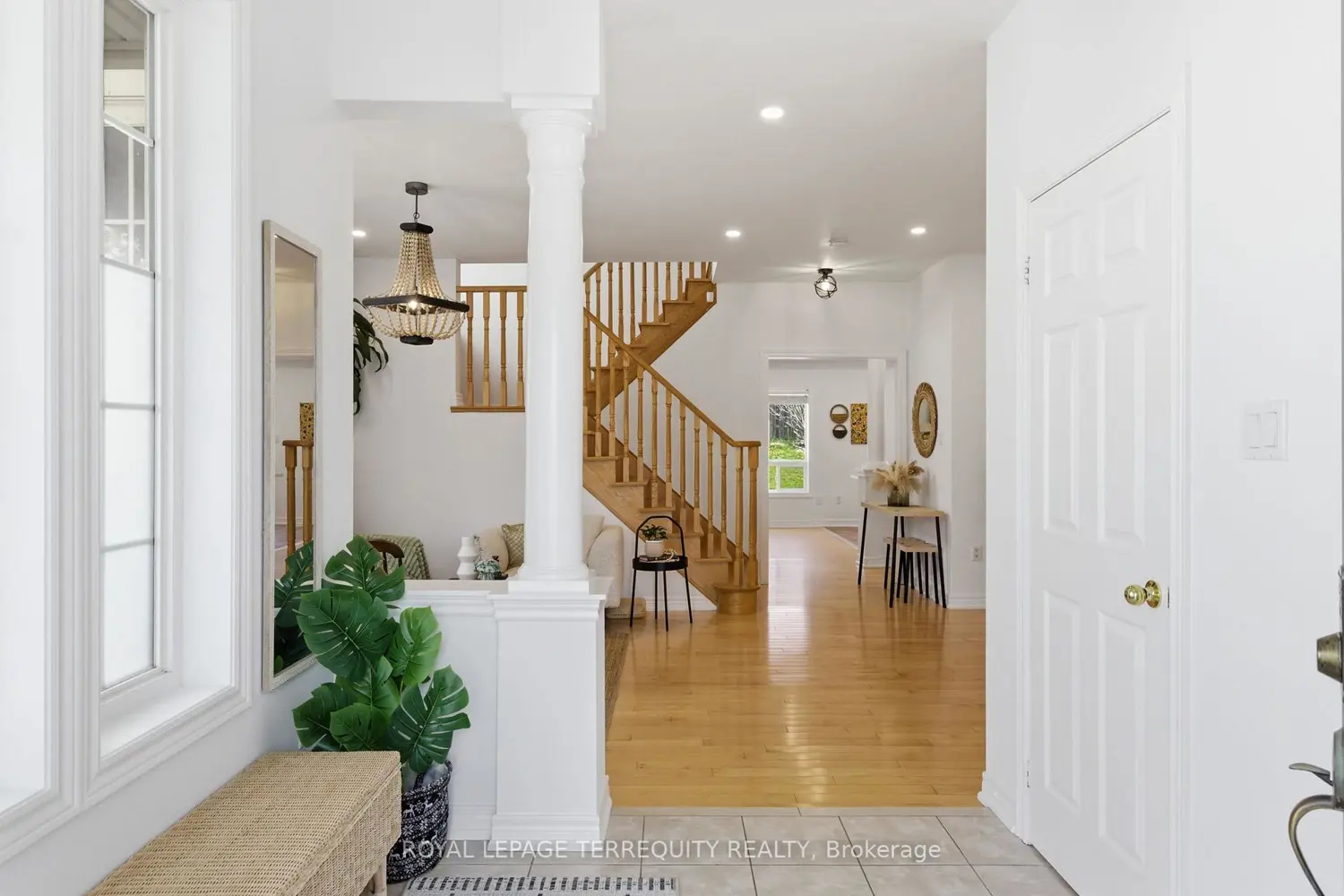 1637 Grandview Street photo 3