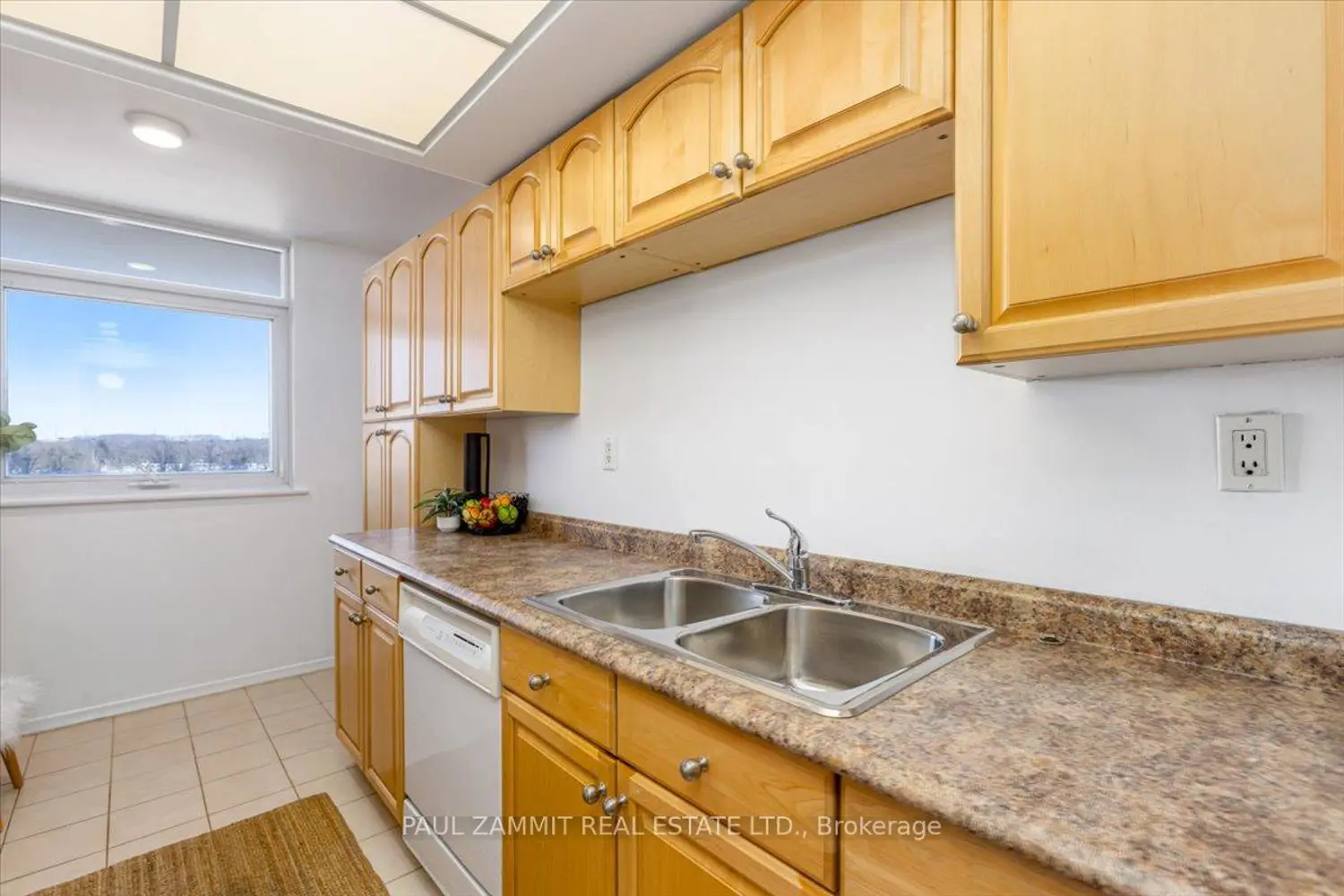 Additional image 10 of 7811 Yonge Street 701