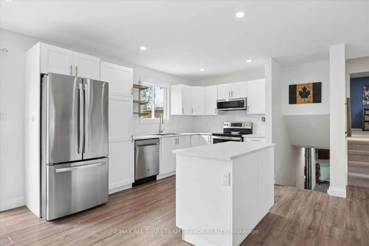 11 Halmar Park Road photo 3