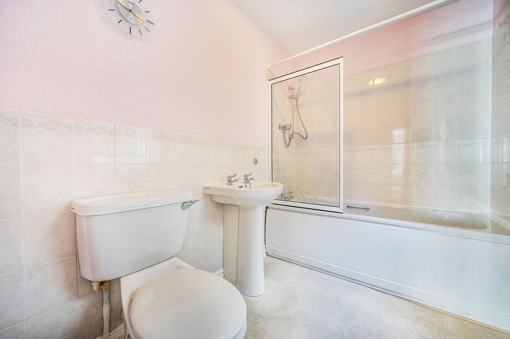 Additional image 16 of 3 bed detached house for saleMeadow Road, Droitwich WR9