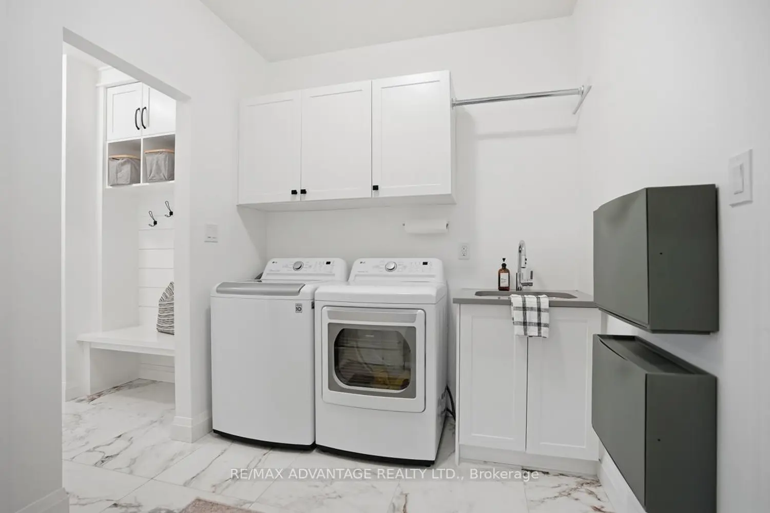 177 Martin Road photo 5