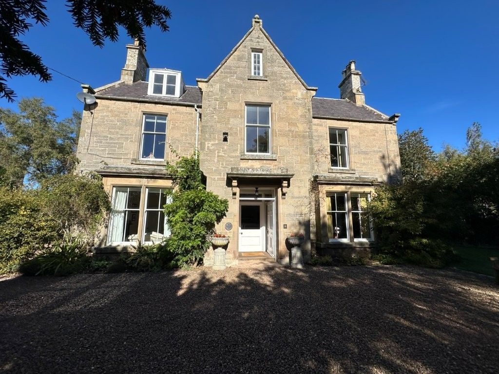 5 bed detached house for saleBridgend, Duns TD11