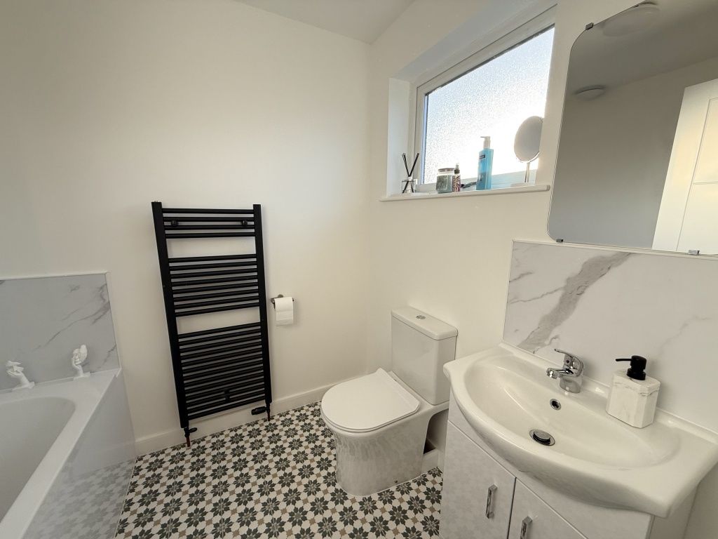 Additional image 3 of 2 bed detached bungalow for sale8 Oxford Lane, Dunoon PA23