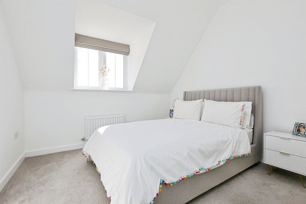 2 bed flat for saleNathaniel Drive, Derby DE22 photo 5