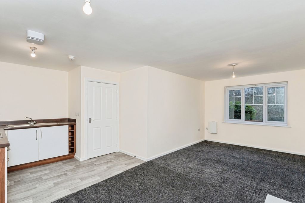Additional image 2 of 2 bed flat for saleRobinson Road, Ellesmere Port, Cheshire CH65