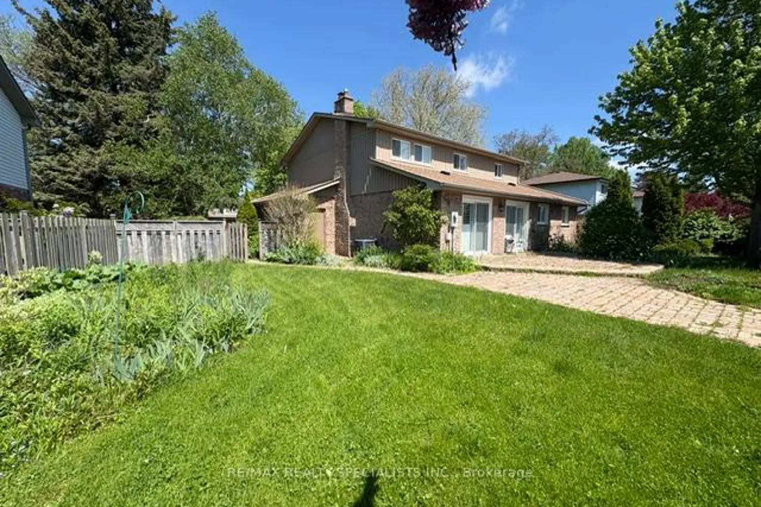 432 Isabella Avenue photo 2