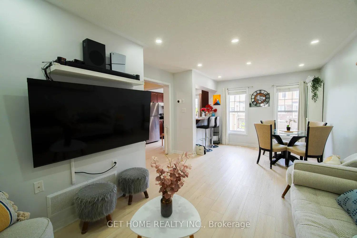 38 Suitor Court photo 5